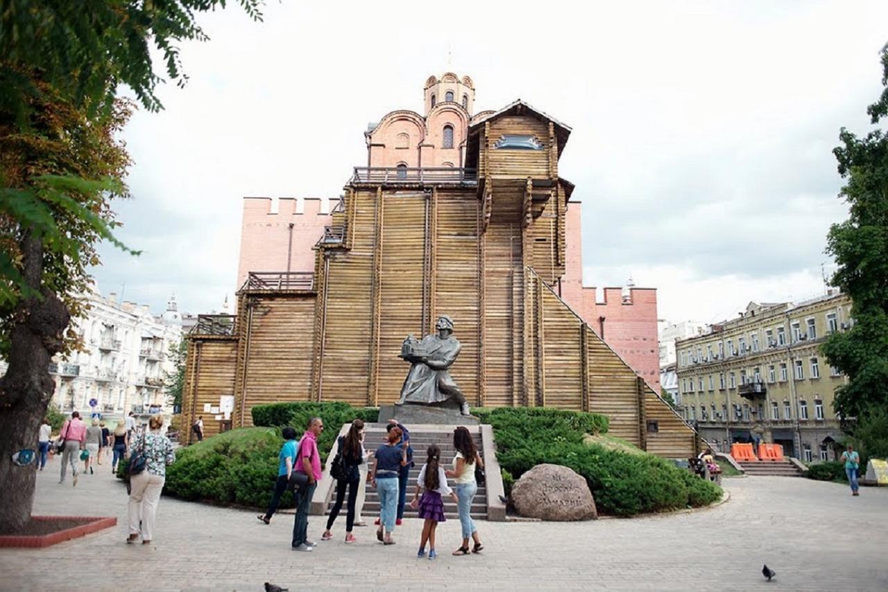 Podil Apart Near Poschtova Square History Center كييف المظهر الخارجي الصورة