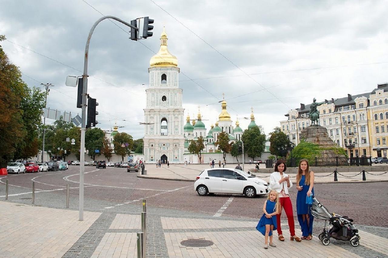 Podil Apart Near Poschtova Square History Center كييف المظهر الخارجي الصورة